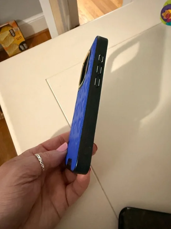 Burga Blue Heart Embossed Protective Phone Case - Picture 3 of 4